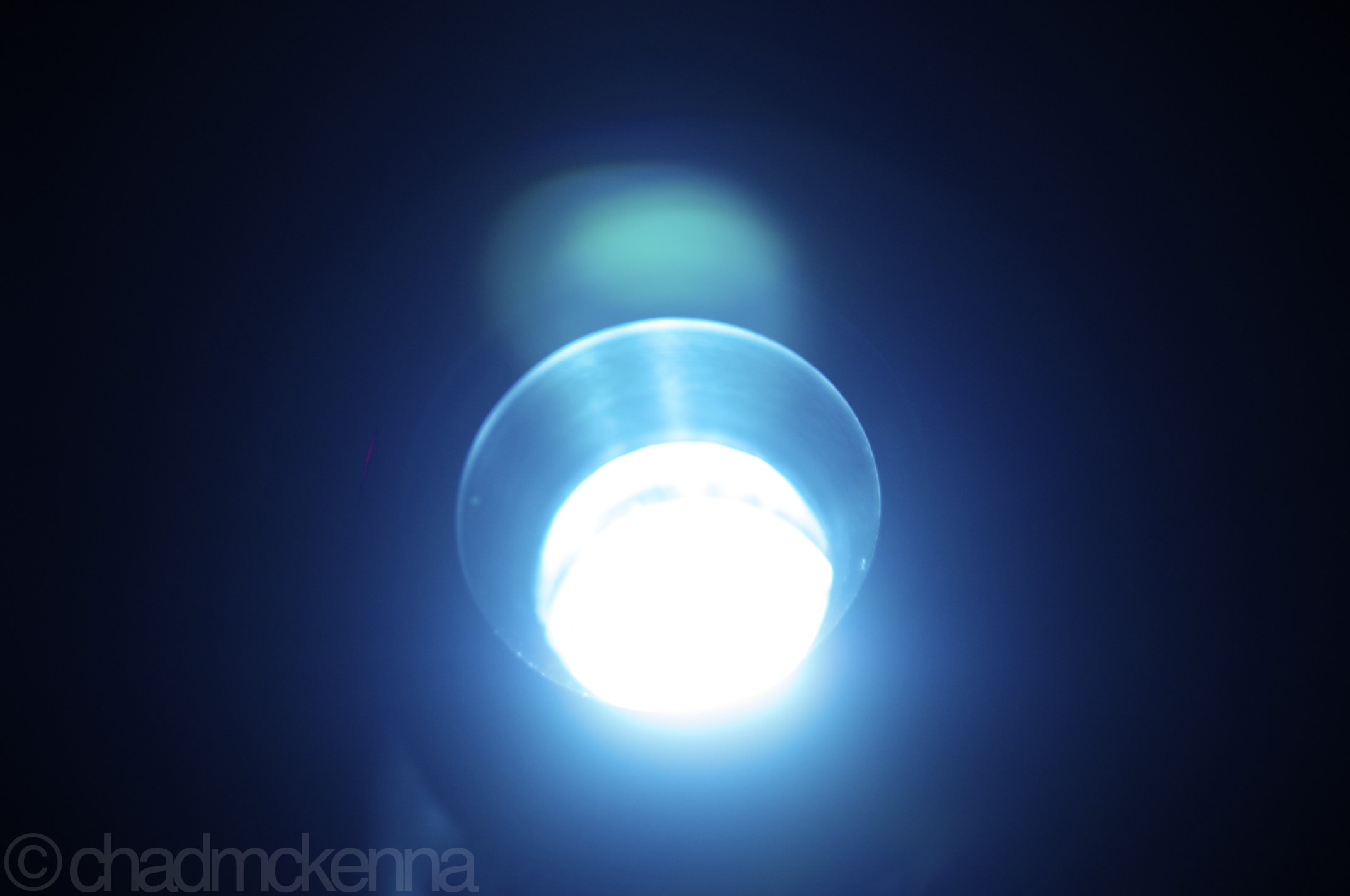 LIGHT! (Sigma 70-200mm, 200mm, 5.0, F/2.8, ISO 200 on D5000)